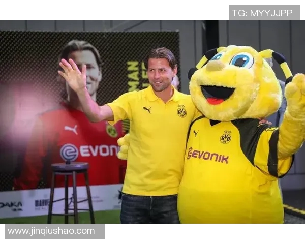 皇冠足球明星代言人助力品牌形象提升与市场拓展新机遇